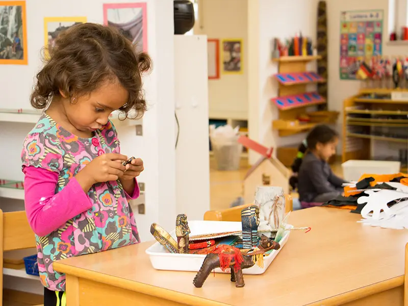 Ich war als Kind auf einer Montessori-Schule — darum geht meine Tochter auch dorthin